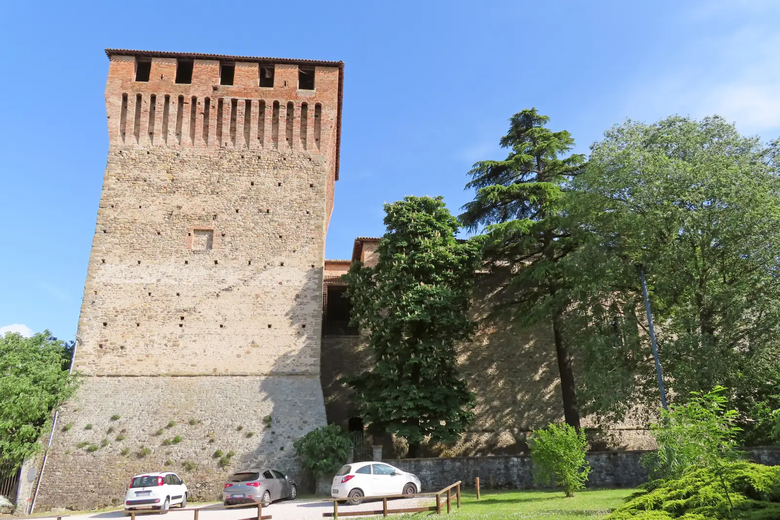Il mastio del Castello Pallavicino di Varano de’ Melegari, punto più protetto della fortezza
