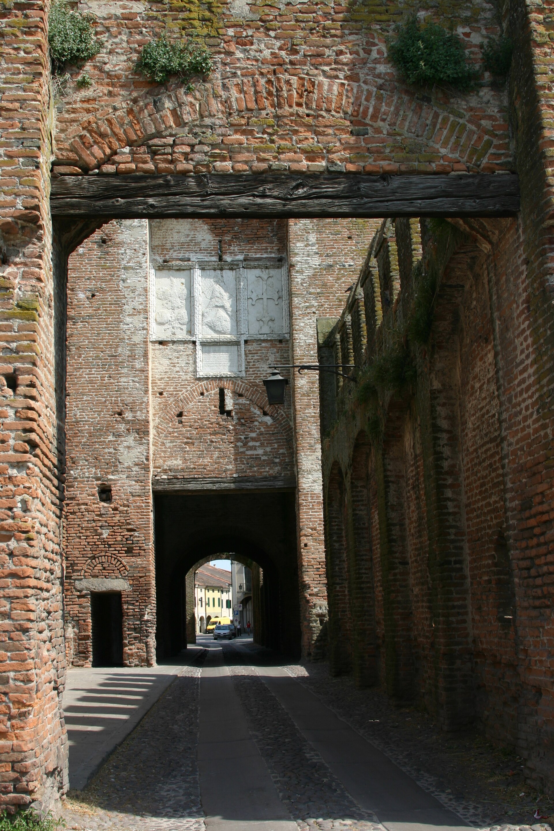 Porta Legnago della Rocca degli Alberi a Montagnana, ingresso occidentale
